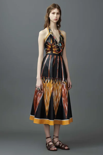 Look 60